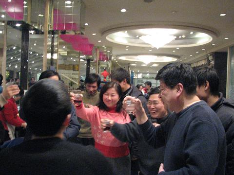 2008131144728704