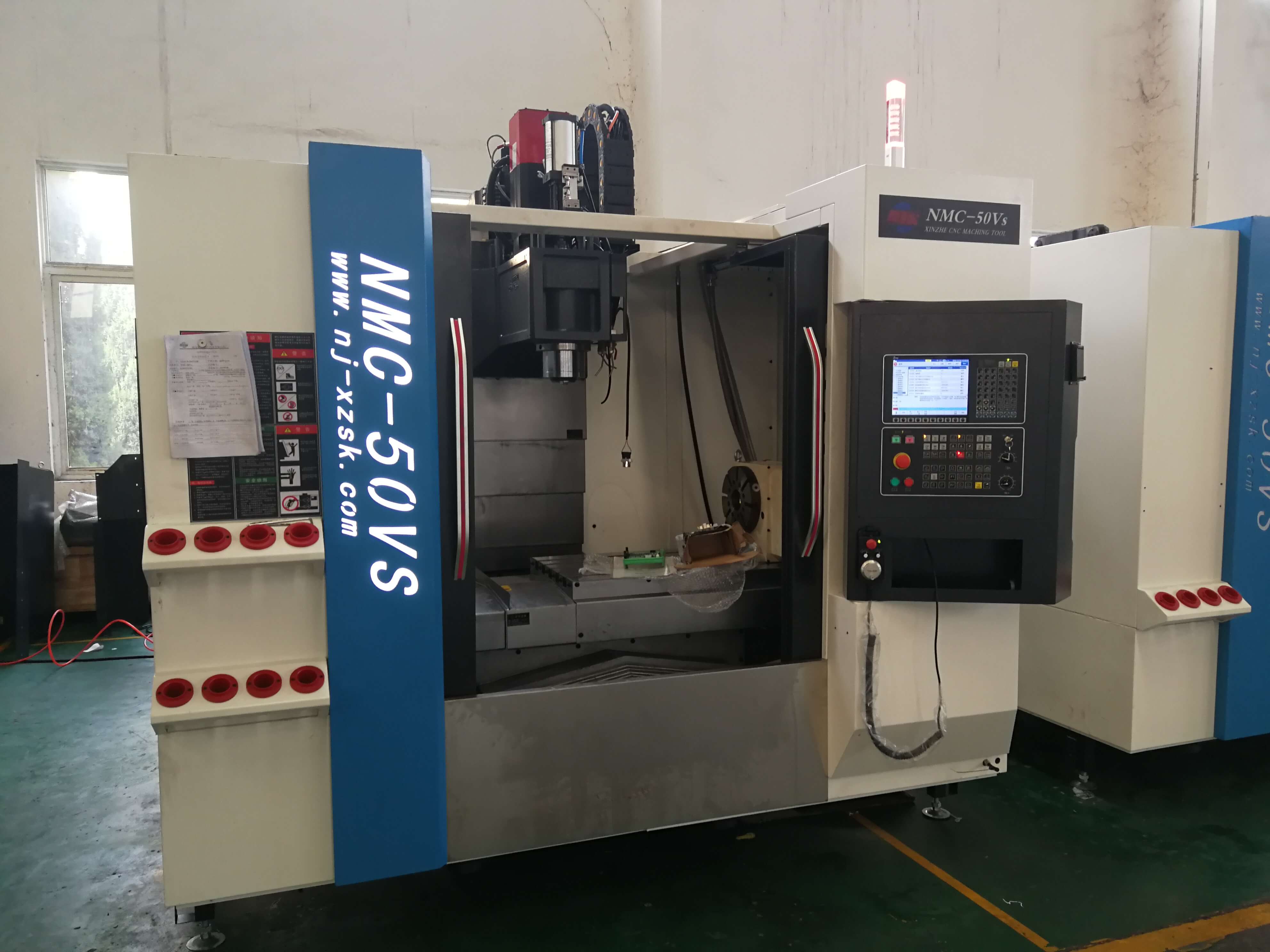配置CA88HNC-808D系统的NMC-50加工中心.jpg